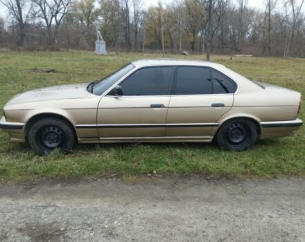 Бежевый БМВ 5 Серия, объемом двигателя 2.4 л и пробегом 600 тыс. км за 2500 $, фото 1 на Automoto.ua