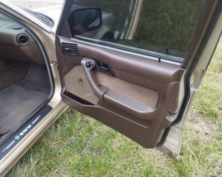 Бежевый БМВ 5 Серия, объемом двигателя 2.4 л и пробегом 600 тыс. км за 2500 $, фото 7 на Automoto.ua