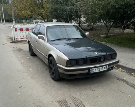 Бежевий БМВ 5 Серія, об'ємом двигуна 2.5 л та пробігом 380 тис. км за 3700 $, фото 4 на Automoto.ua