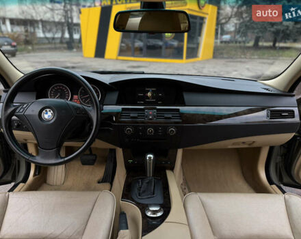 Бежевий БМВ 5 Серія, об'ємом двигуна 3 л та пробігом 174 тис. км за 8400 $, фото 15 на Automoto.ua