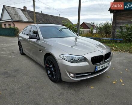 Бежевий БМВ 5 Серія, об'ємом двигуна 2 л та пробігом 330 тис. км за 12500 $, фото 2 на Automoto.ua