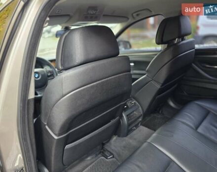 БМВ 5 Серія 2012 у Бердичеве на Automoto.ua Бежевий БМВ 5 Серія, об'ємом двигуна 3 л та пробігом 143 тис. км за 13900 $, фото 44 на Automoto.ua