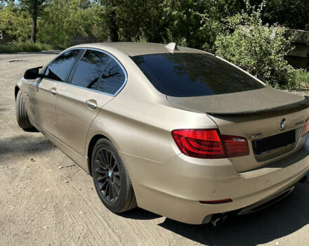 Бежевий БМВ 5 Серія, об'ємом двигуна 2.98 л та пробігом 195 тис. км за 12000 $, фото 1 на Automoto.ua