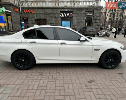 Бежевий БМВ 5 Серія, об'ємом двигуна 3 л та пробігом 212 тис. км за 15000 $, фото 5 на Automoto.ua