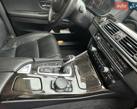 Бежевий БМВ 5 Серія, об'ємом двигуна 3 л та пробігом 212 тис. км за 15000 $, фото 12 на Automoto.ua