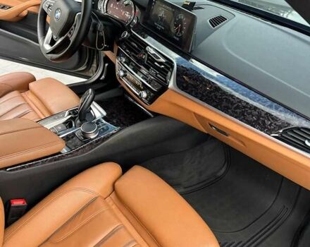 Бежевый БМВ 5 Серия, объемом двигателя 3 л и пробегом 109 тыс. км за 33500 $, фото 3 на Automoto.ua