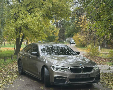 БМВ 5 Серия 2018 в Киеве на Automoto.ua Бежевый БМВ 5 Серия, объемом двигателя 2 л и пробегом 134 тыс. км за 35000 $, фото 3 на Automoto.ua