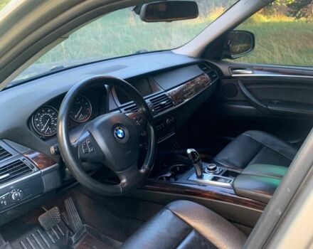 Бежевый БМВ 5 Серия, объемом двигателя 3 л и пробегом 284 тыс. км за 10900 $, фото 2 на Automoto.ua