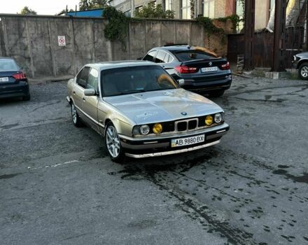 Бежевый БМВ 5 Серия, объемом двигателя 2 л и пробегом 3 тыс. км за 1600 $, фото 1 на Automoto.ua