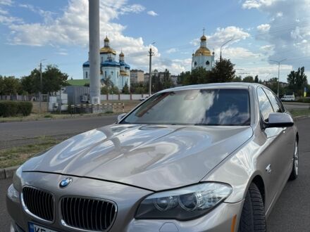 БМВ 5 Серія 2011 у Кривому Розі на Automoto.ua Бежевий БМВ 5 Серія, об'ємом двигуна 3 л та пробігом 290 тис. км за 303 $, фото 1 на Automoto.ua