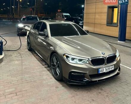 БМВ 5 Серия 2018 в Киеве на Automoto.ua Бежевый БМВ 5 Серия, объемом двигателя 2 л и пробегом 134 тыс. км за 35000 $, фото 1 на Automoto.ua
