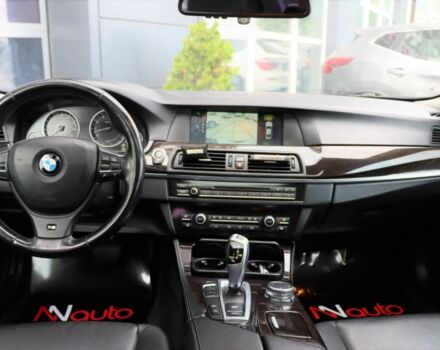 Черный БМВ 5 Серия, объемом двигателя 3 л и пробегом 219 тыс. км за 15900 $, фото 4 на Automoto.ua