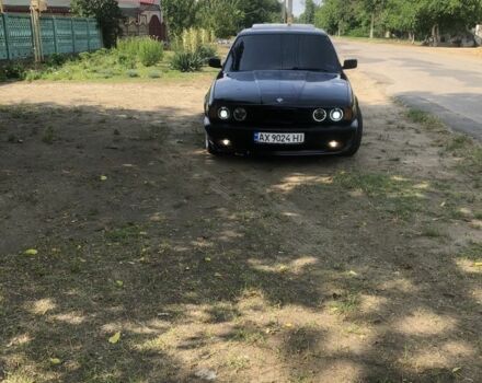 Чорний БМВ 5 Серія, об'ємом двигуна 3 л та пробігом 340 тис. км за 2100 $, фото 5 на Automoto.ua