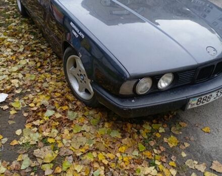 Черный БМВ 5 Серия, объемом двигателя 2 л и пробегом 1 тыс. км за 638 $, фото 1 на Automoto.ua