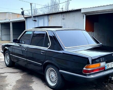 Чорний БМВ 5 Серія, об'ємом двигуна 2 л та пробігом 350 тис. км за 2500 $, фото 4 на Automoto.ua