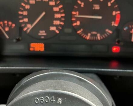 Чорний БМВ 5 Серія, об'ємом двигуна 0 л та пробігом 305 тис. км за 10000 $, фото 10 на Automoto.ua