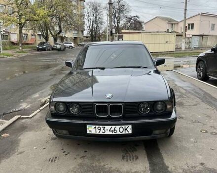 Чорний БМВ 5 Серія, об'ємом двигуна 0 л та пробігом 305 тис. км за 10000 $, фото 1 на Automoto.ua