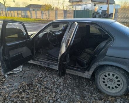 Черный БМВ 5 Серия, объемом двигателя 2.4 л и пробегом 334 тыс. км за 800 $, фото 6 на Automoto.ua