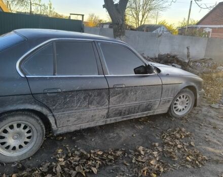 Черный БМВ 5 Серия, объемом двигателя 2.4 л и пробегом 334 тыс. км за 800 $, фото 1 на Automoto.ua