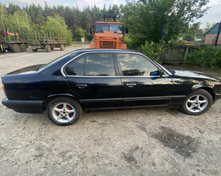 Чорний БМВ 5 Серія, об'ємом двигуна 2 л та пробігом 316 тис. км за 2999 $, фото 5 на Automoto.ua