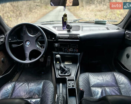 Черный БМВ 5 Серия, объемом двигателя 2 л и пробегом 335 тыс. км за 2499 $, фото 10 на Automoto.ua