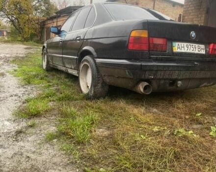 Черный БМВ 5 Серия, объемом двигателя 2.5 л и пробегом 400 тыс. км за 1900 $, фото 2 на Automoto.ua