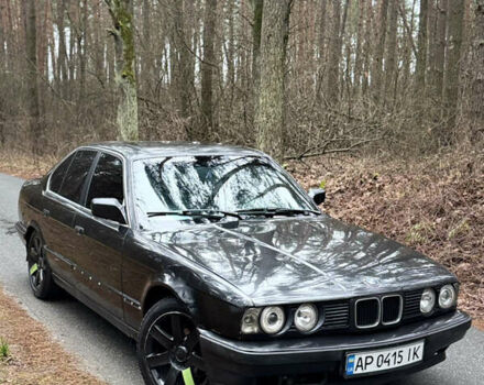 Черный БМВ 5 Серия, объемом двигателя 2 л и пробегом 335 тыс. км за 2499 $, фото 2 на Automoto.ua