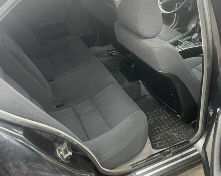 Черный БМВ 5 Серия, объемом двигателя 2 л и пробегом 400 тыс. км за 3500 $, фото 5 на Automoto.ua