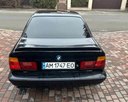 Черный БМВ 5 Серия, объемом двигателя 2 л и пробегом 350 тыс. км за 2249 $, фото 2 на Automoto.ua