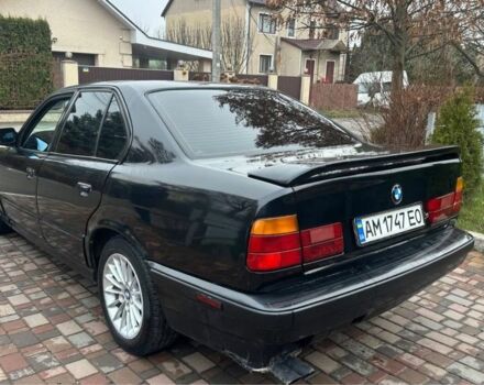 Черный БМВ 5 Серия, объемом двигателя 2 л и пробегом 350 тыс. км за 2249 $, фото 1 на Automoto.ua