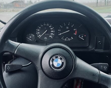 Черный БМВ 5 Серия, объемом двигателя 2 л и пробегом 450 тыс. км за 1420 $, фото 3 на Automoto.ua