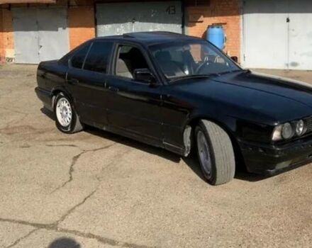 Черный БМВ 5 Серия, объемом двигателя 1.99 л и пробегом 385 тыс. км за 1900 $, фото 1 на Automoto.ua