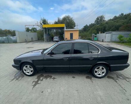 Чорний БМВ 5 Серія, об'ємом двигуна 2 л та пробігом 333 тис. км за 1500 $, фото 4 на Automoto.ua