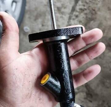 Черный БМВ 5 Серия, объемом двигателя 2.5 л и пробегом 290 тыс. км за 3200 $, фото 19 на Automoto.ua