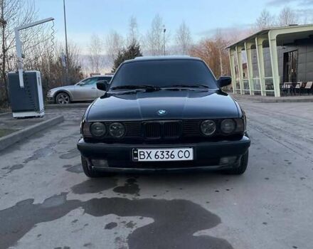 Черный БМВ 5 Серия, объемом двигателя 3.5 л и пробегом 488 тыс. км за 7300 $, фото 1 на Automoto.ua