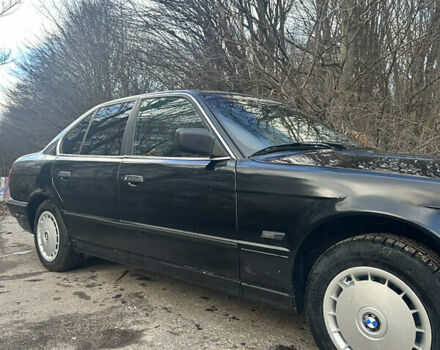 Черный БМВ 5 Серия, объемом двигателя 2.5 л и пробегом 400 тыс. км за 2900 $, фото 3 на Automoto.ua