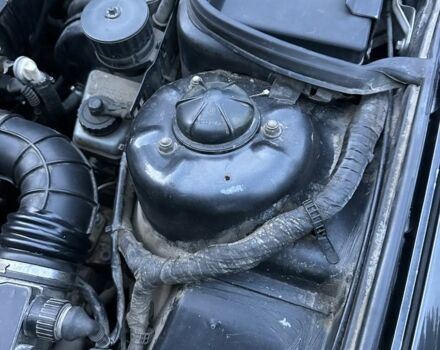 Черный БМВ 5 Серия, объемом двигателя 0 л и пробегом 300 тыс. км за 3600 $, фото 16 на Automoto.ua