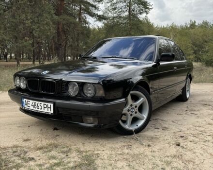 Черный БМВ 5 Серия, объемом двигателя 3.4 л и пробегом 100 тыс. км за 6000 $, фото 1 на Automoto.ua