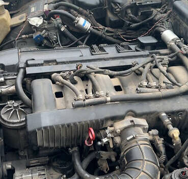 Черный БМВ 5 Серия, объемом двигателя 2.5 л и пробегом 400 тыс. км за 2900 $, фото 21 на Automoto.ua