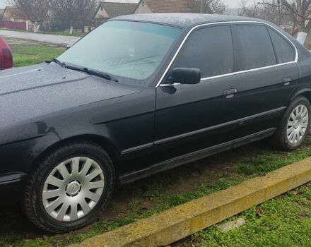 Черный БМВ 5 Серия, объемом двигателя 2 л и пробегом 320 тыс. км за 3000 $, фото 2 на Automoto.ua