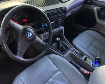 Черный БМВ 5 Серия, объемом двигателя 2.5 л и пробегом 400 тыс. км за 2200 $, фото 5 на Automoto.ua