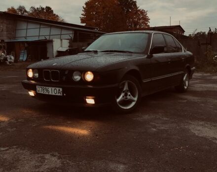 Черный БМВ 5 Серия, объемом двигателя 2 л и пробегом 3 тыс. км за 1700 $, фото 1 на Automoto.ua