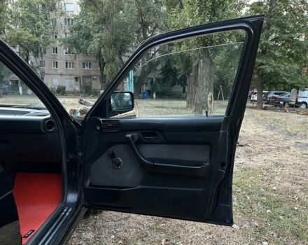 Чорний БМВ 5 Серія, об'ємом двигуна 2 л та пробігом 444 тис. км за 2400 $, фото 10 на Automoto.ua