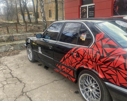 Черный БМВ 5 Серия, объемом двигателя 3.43 л и пробегом 300 тыс. км за 3000 $, фото 4 на Automoto.ua