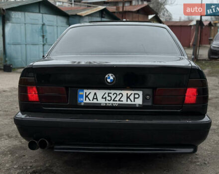 Черный БМВ 5 Серия, объемом двигателя 3.43 л и пробегом 404 тыс. км за 5500 $, фото 4 на Automoto.ua