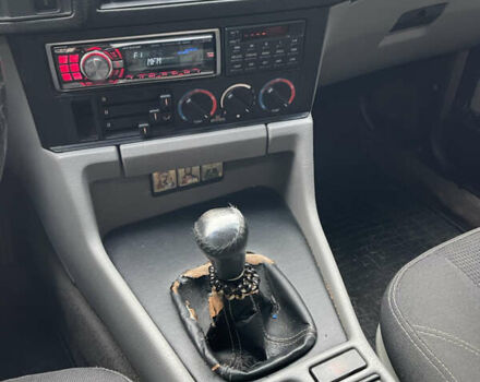 Черный БМВ 5 Серия, объемом двигателя 2.5 л и пробегом 330 тыс. км за 2650 $, фото 16 на Automoto.ua