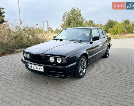 Черный БМВ 5 Серия, объемом двигателя 2.5 л и пробегом 350 тыс. км за 2350 $, фото 4 на Automoto.ua