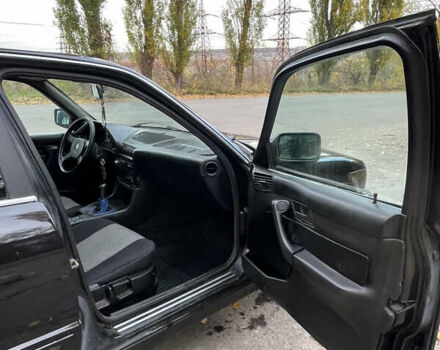 Черный БМВ 5 Серия, объемом двигателя 2.49 л и пробегом 333 тыс. км за 2700 $, фото 8 на Automoto.ua