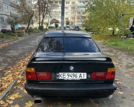 Черный БМВ 5 Серия, объемом двигателя 2 л и пробегом 250 тыс. км за 2700 $, фото 3 на Automoto.ua