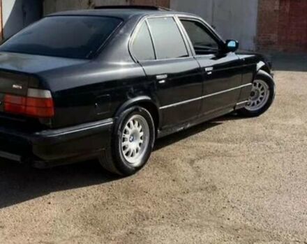 Черный БМВ 5 Серия, объемом двигателя 1.99 л и пробегом 385 тыс. км за 1900 $, фото 4 на Automoto.ua